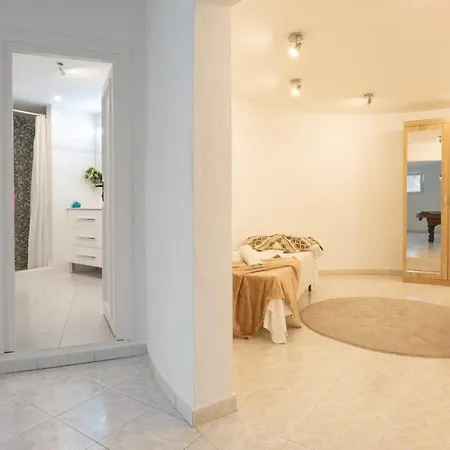 Duke - Plusholidays Casas de Torrat