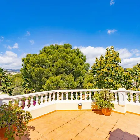 Duke - Plusholidays * Casas de Torrat