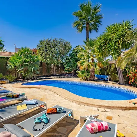 Duke - Plusholidays Casas de Torrat